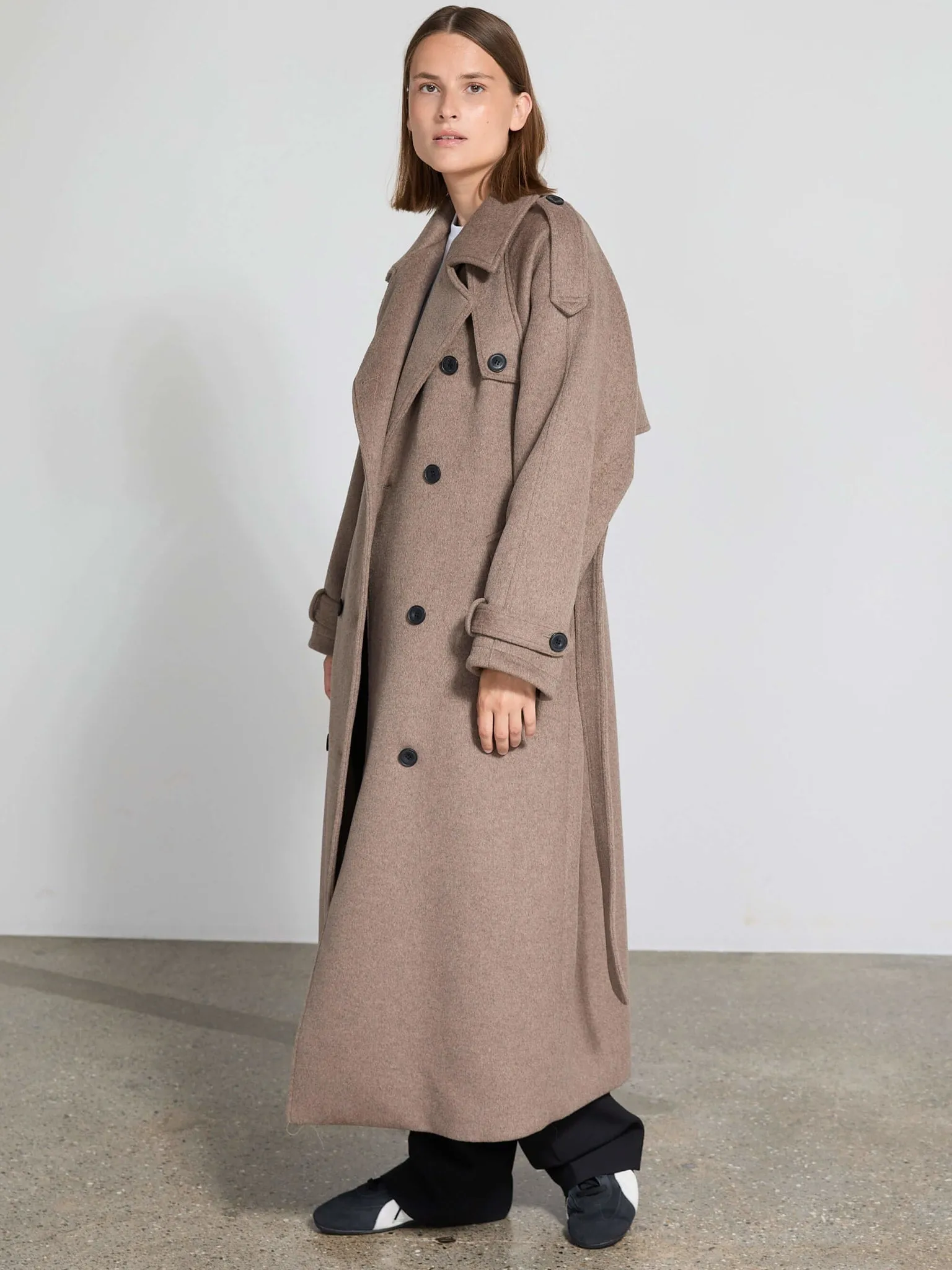 BEA WOOL COAT - DARK BEIGE