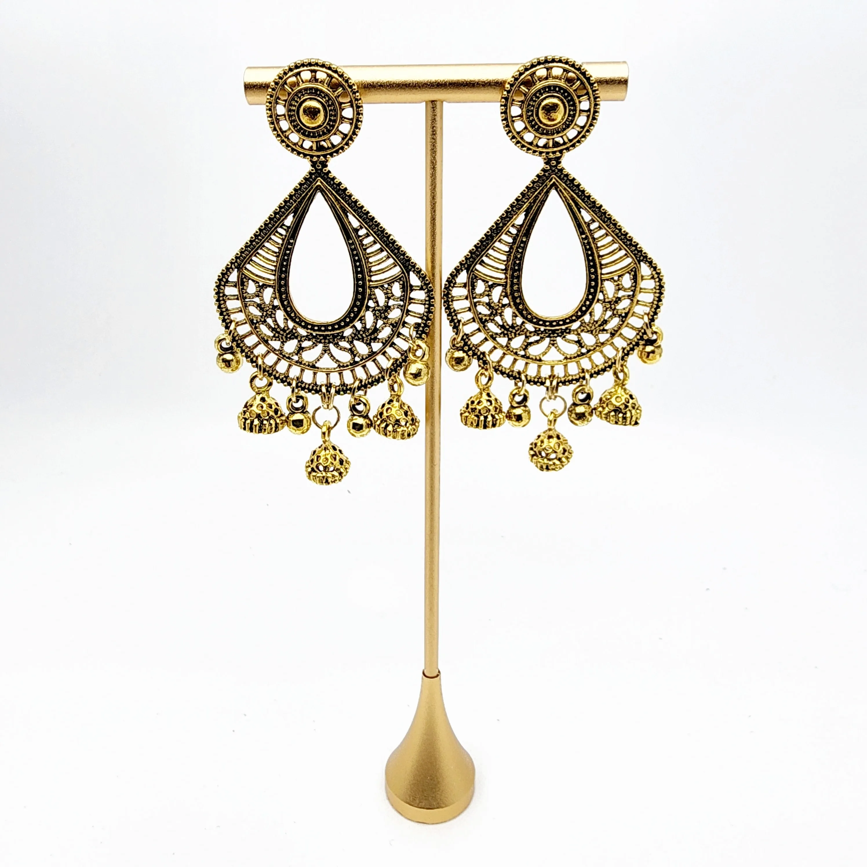 Chanchal Earrings