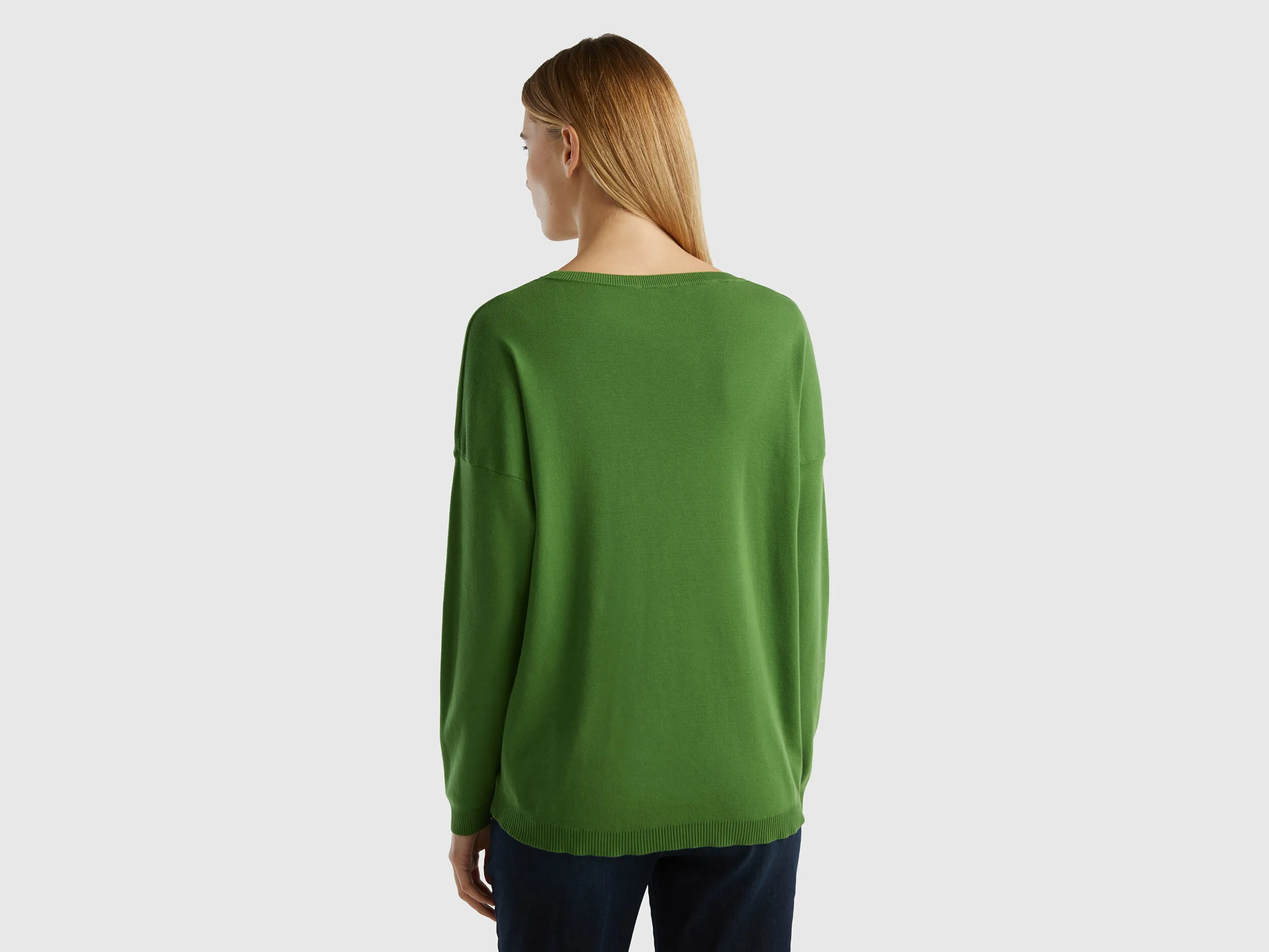 Cotton sweater with round neck - Military Green | Benetton