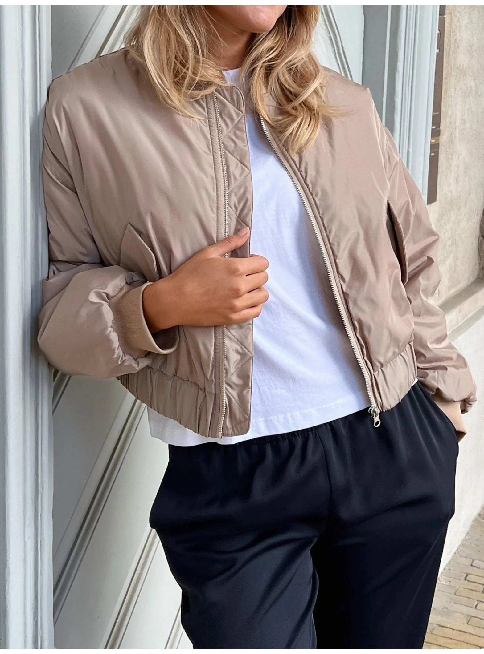 NEO NOIR BOMBER JACKET NADJA LIGHT TAUPE