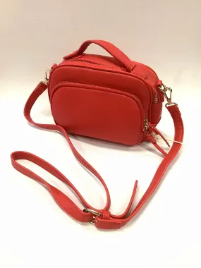  Vegan Leather Shoulder Bag in Snowcrab Red  